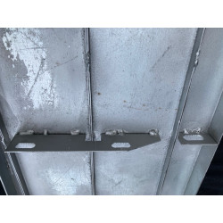 Marchepied coté droit pour chassis court en voie large