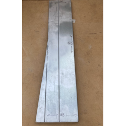 Marchepied coté gauche pour chassis long en voie large